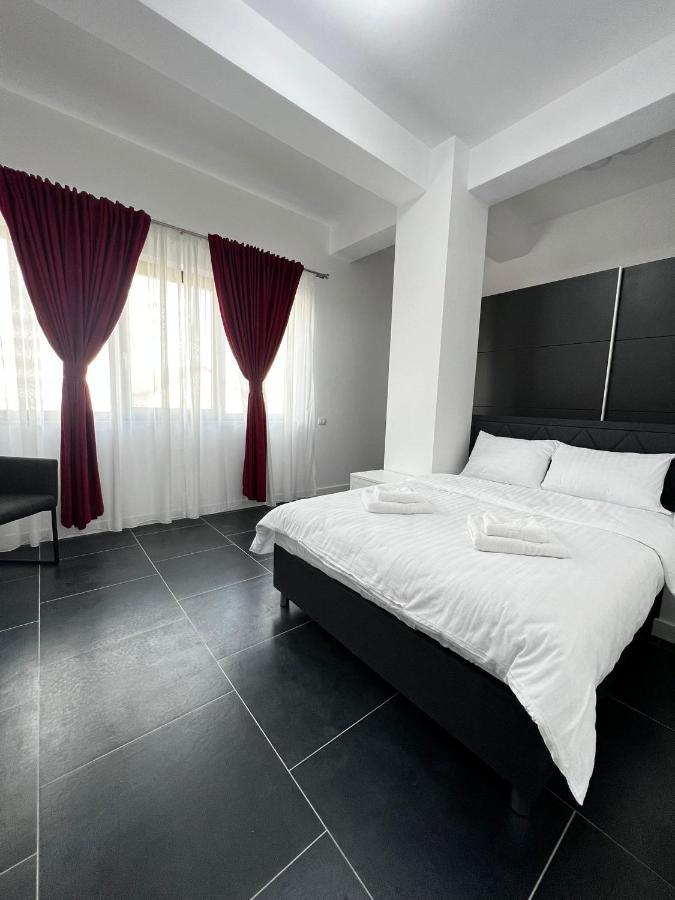 Marvellous Aparthotel With Master Apartments سوتْشافا المظهر الخارجي الصورة